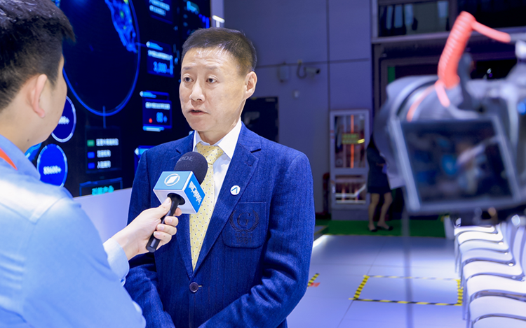 人力资源公司kdpay钱包国际高级副总裁段立新接受媒体采访